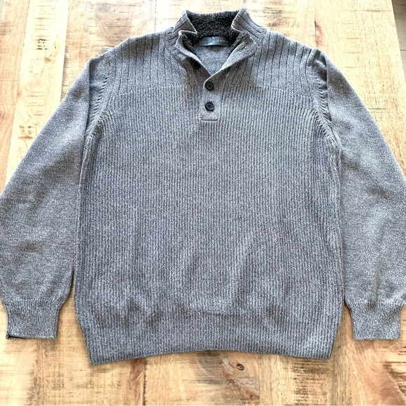 Oscar De La Renta Gray Cable Knit Sweater Sherpa-Lined Button Collar Size XL - Picture 5 of 12